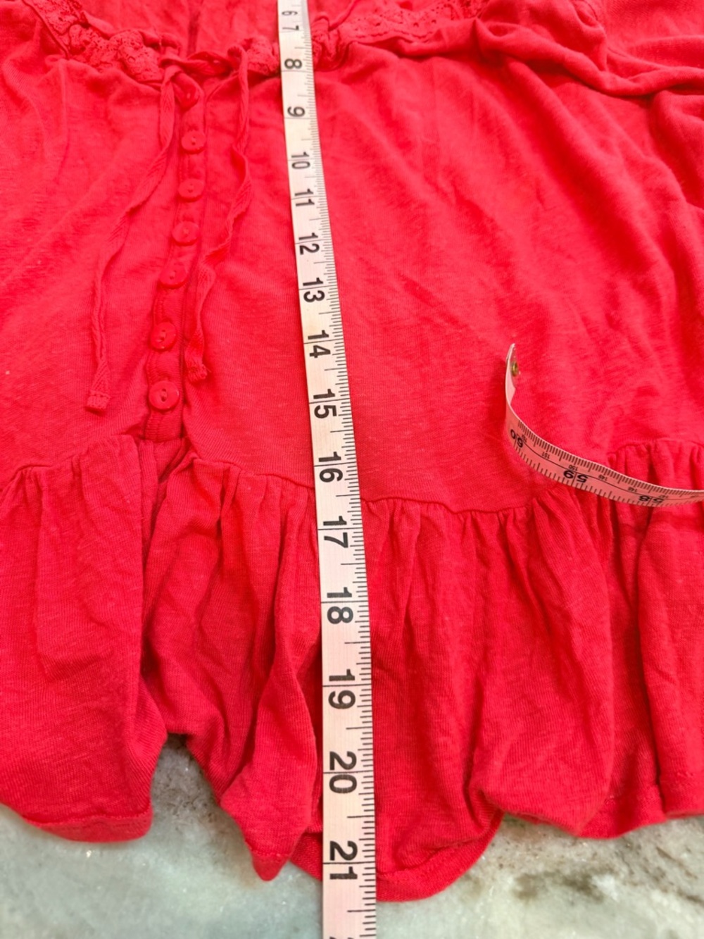 Free People Red Boho Peasant Top Large Flowy Ruffle Button Blouse - Picture 9 of 10